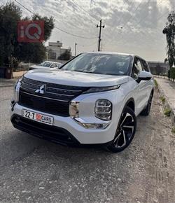 ميتسوبيشي اوتلاندر